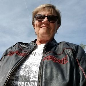 Meet your Posher, Vicki